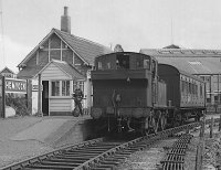 1470 at Hemyock with the 2.45 to Tiverton Junction.
1470 at Hemyock with the 2.45 to Tiverton Junction.