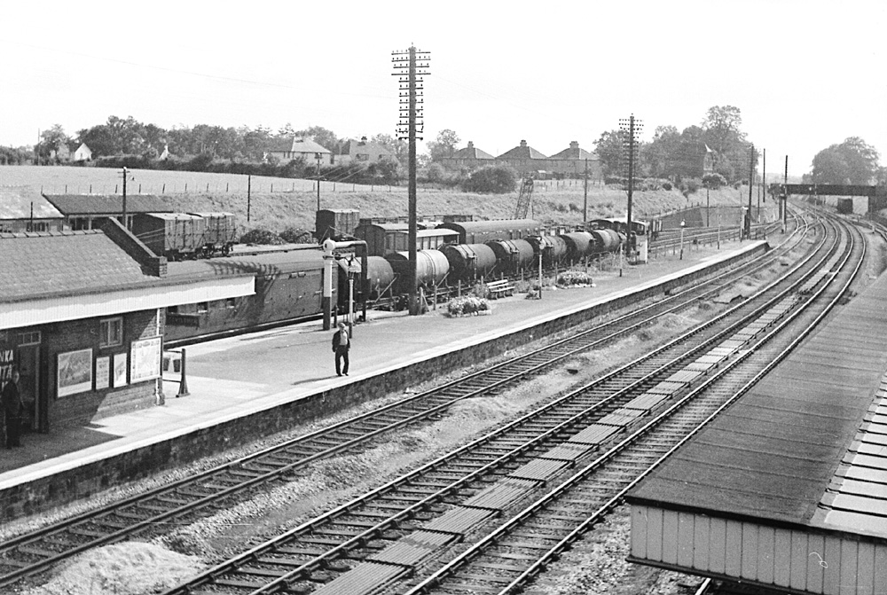 General view of Tiverton Junction Station